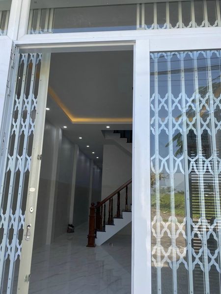 NHÀ MỚI 100%-SỔ HOÀN CÔNG Vị trí: Đ. Hồ Xuân Hương N7 Cũ KDC Hoàng Phát - Phường 1- Bạc Liêu