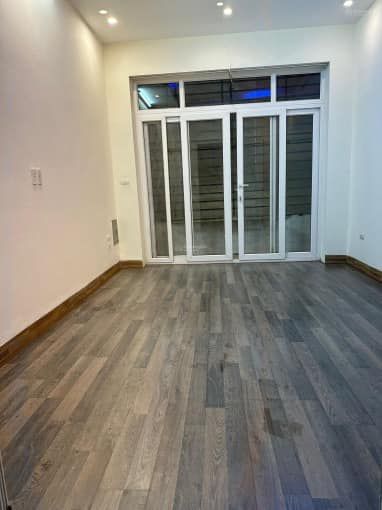 Cho thuê nhà riêng trong ngõ 42 Tăng Bạt Hổ, quận Hai Bà Trưng Hà Nội.