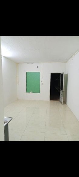 Ng nhà mình Cho thuê lâu dài căn hộ tầng 4, khu A22 sau trường Lạc Long Quân Hữu Nghị Hoà Bình