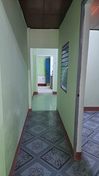 Cho thuê nhà Hẽm Phan Đình Phùng. Nhà có gác lửng, cao ráo, mát mẻ.