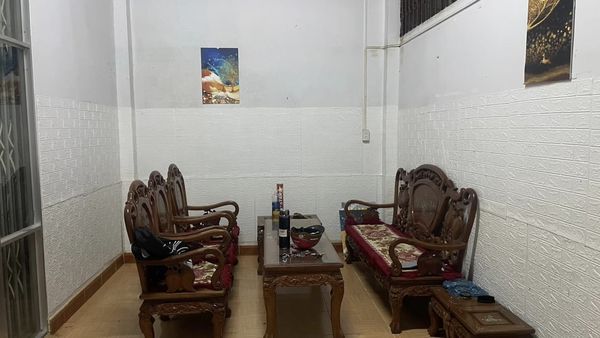 Nhà có 1 phòng khách,2 phòng ngủ, toilet, bếp rộng rãi tổ 6,phường Nghĩa Tân, thành phố Gia Nghĩa