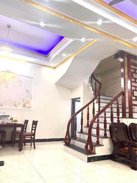 NHÀ ĐẸP ĐÓN TẾT nhà 3 tầng tổ 5 Tiền Phong Thành Phố Thái Bình