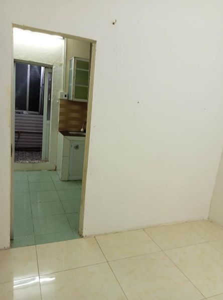 Ng nhà mình Cho thuê lâu dài căn hộ tầng 4, khu A22 sau trường Lạc Long Quân Hữu Nghị Hoà Bình