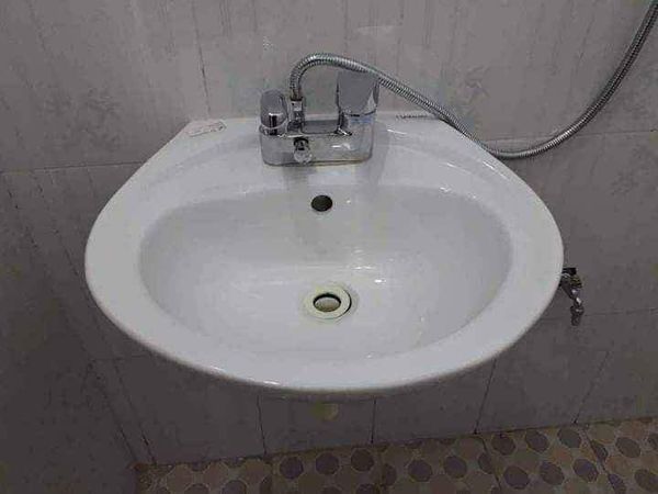 Mình có nhà trọ cho thuê Đường Lê Hoàn, ngõ 22, ngách 11, tổ 2, phường Nguyễn Trãi, TP. Hà Giang