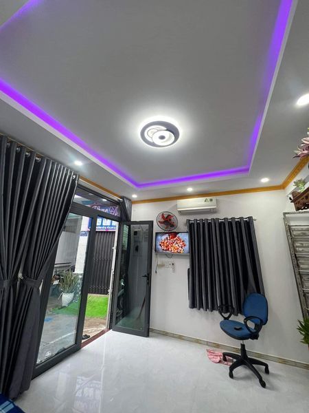 CHỦ GỬI BÁN GẤP CĂN NHÀ NHÀ NHỎ XINH ĐẸP THỦ ĐỨC - TẶNG FULL NỘI THẤT 300tr - GIÁ CHỈ 3,35 TỶ.