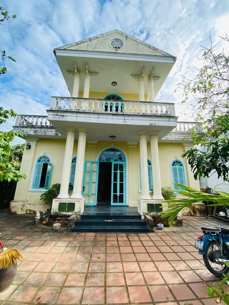 Chính chủ cần bán căn nhà Homestay kiểu Pháp siêu đẹp tại Văn Thánh Huế