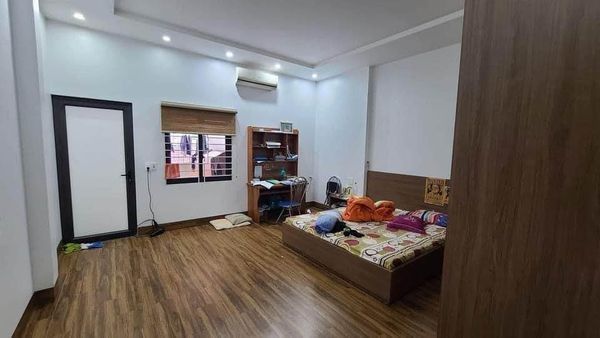 Bán nhanh nhà 2,5 tầng trung tâm Bắc Cường Lào Cai cực đẹp, giá hợp lý
