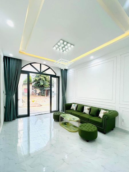 Kẹt tiền bán nhanh căn nhàhạ giá siêu rẻ từ 3tỷ850tr chỉ còn 2tỷ990tr 1 trệt 1 lầu hiện đại Hố Nai