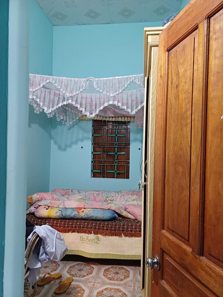 Nhà hai tầng và đất rộng 400m2, giá siêu rẻ có 102 nha thuộc tổ 10 chiềng lề, gần trường LQD