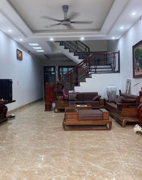 Bán căn nhà đẹp 3 tầng vị trí khu đô thị Nam Hoàng Đồng Lạng Sơn