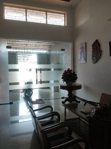 Cho thuê nhà mặt tiền Nguyễn Văn Cừ Pleiku Gia Lai Dt 5 x 40