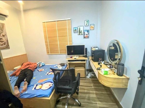 Rẻ Nhất Khu Vực bán Nhanh Giảm 500Tr Chỉ Còn 2,49 Tỷ Mua Được Nhà 2 Tầng Đẹp Nhất Phố Hoàng Diệu