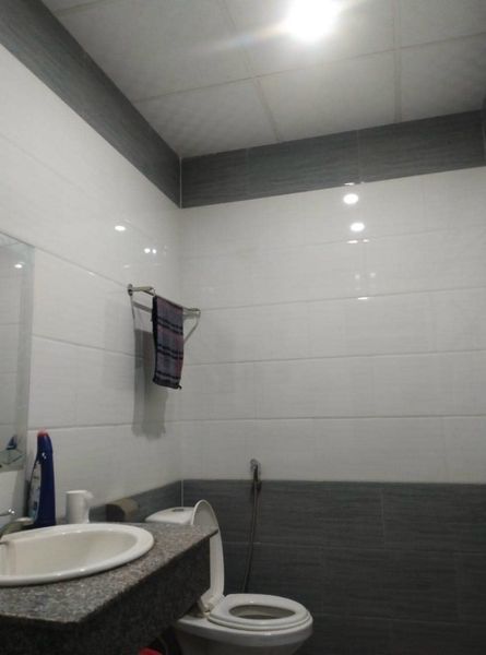 Cho thuê nhà mặt tiền Nguyễn Văn Cừ Pleiku Gia Lai Dt 5 x 40