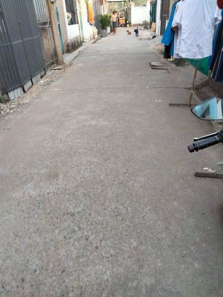 Cho thuê nhà cấp 4 phường bửu long. Dt: 7x10=70m2. Giá: 3,5tr/tháng cọc 1 tháng