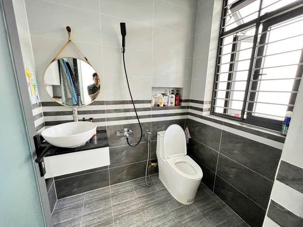 NHÀ 1 TRỆT 1 LẦU- MẶT TIỀN NHỰA VÕ VĂN TẦN- PHÚ TRINH- PHAN THIẾT BÌNH THUẬN
