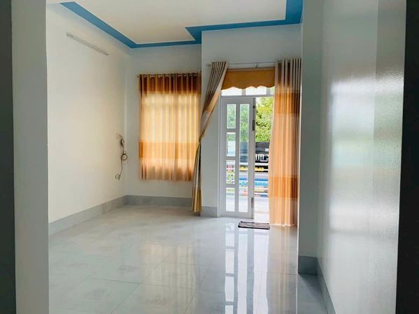 CHÍNH CHỦ, cần bán căn nhà góc 2 mặt tiền đường nhựa mỗi bên rộng 4m Phường 5. Tp Trà Vinh
