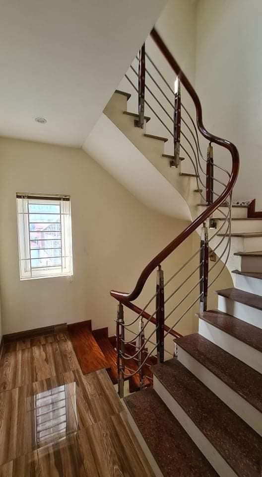 Bán nhà sổ đỏ tô hiệu, hà đông 6 tầng,4pn giá rẻ