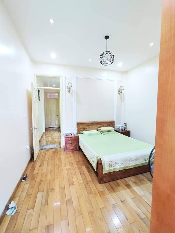 PHÂN LÔ OTO TRÁNH - NHÀ CÁN BỘ CẤP CAO - NỘI THẤT XỊN - Ô CHỜ THANG MÁY