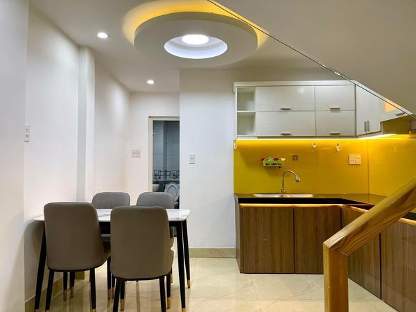 Nhà 2 tầng lửng kiệt chuẩn 2,5m K368 Hoàng Diệu thông Nguyễn Hoàng Hải Châu Đà Nẵng