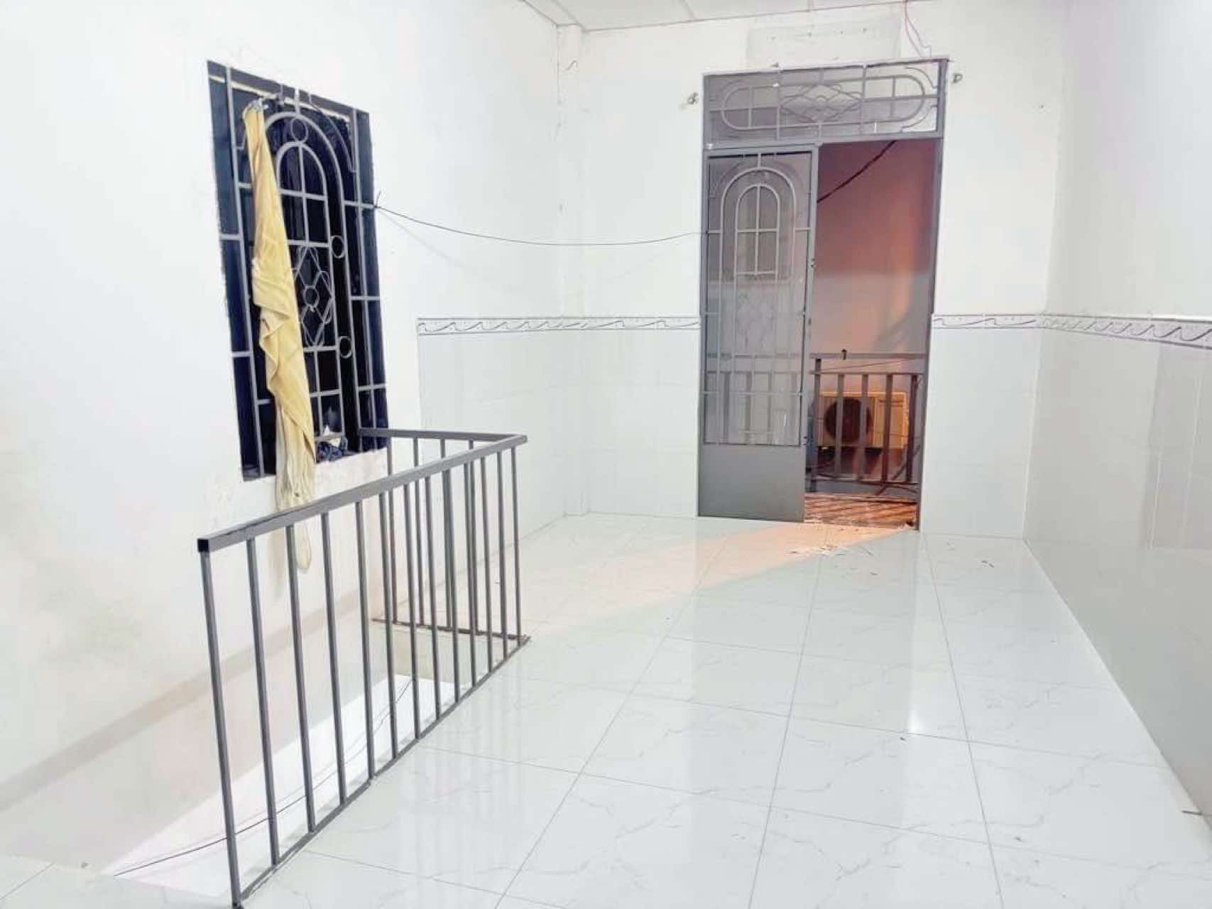 Bán nhà hxh thông 32m2-2tang ngay Emart Phan Huy Ích Gò Vấp ,nở hậu tài lộc - 3 tỷ nhỉnh 0932030061