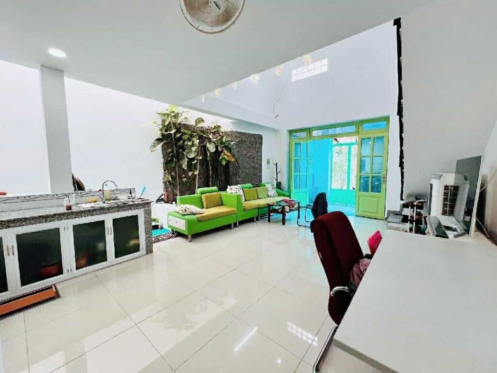 Bán nhà hxh cấp 4 có lửng full nt 70m2 Lâm Thị Hố Q12, sát Hiệp Thành City , nở hậu - 4 TỶ NHỈNH
