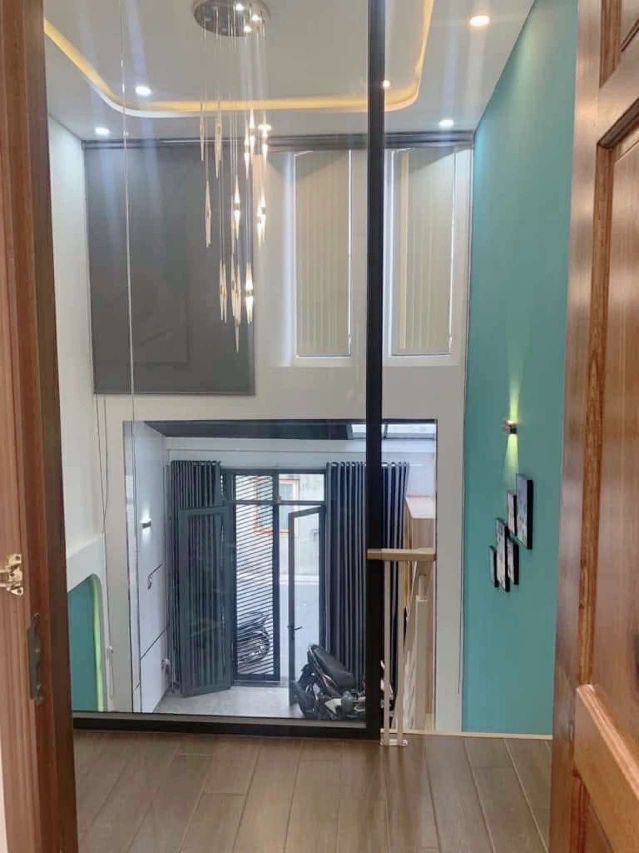 Nhà mới full nt 47m2-2tang Lê Văn Khương Q12 , hẻm kiamoning , sát chợ Thiếc ,3 tỷ nhỉnh 0932030061