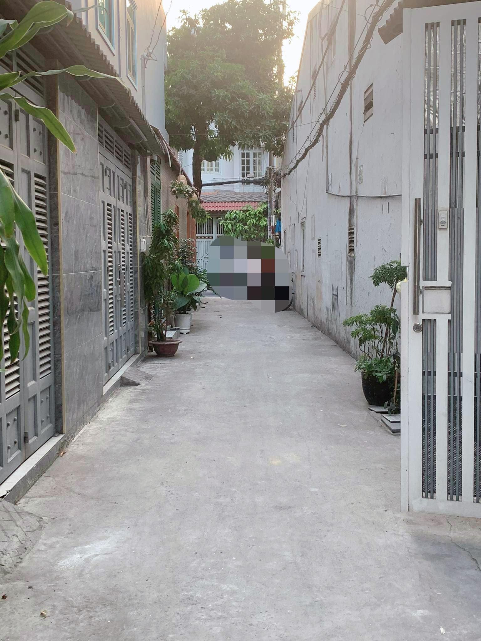Bán nhà shr 46m2-3tang Nguyễn Duy Cung Gò Vấp - hẻm Kiamoning- gần Emart - 4 tỷ nhỉnh 0932030061