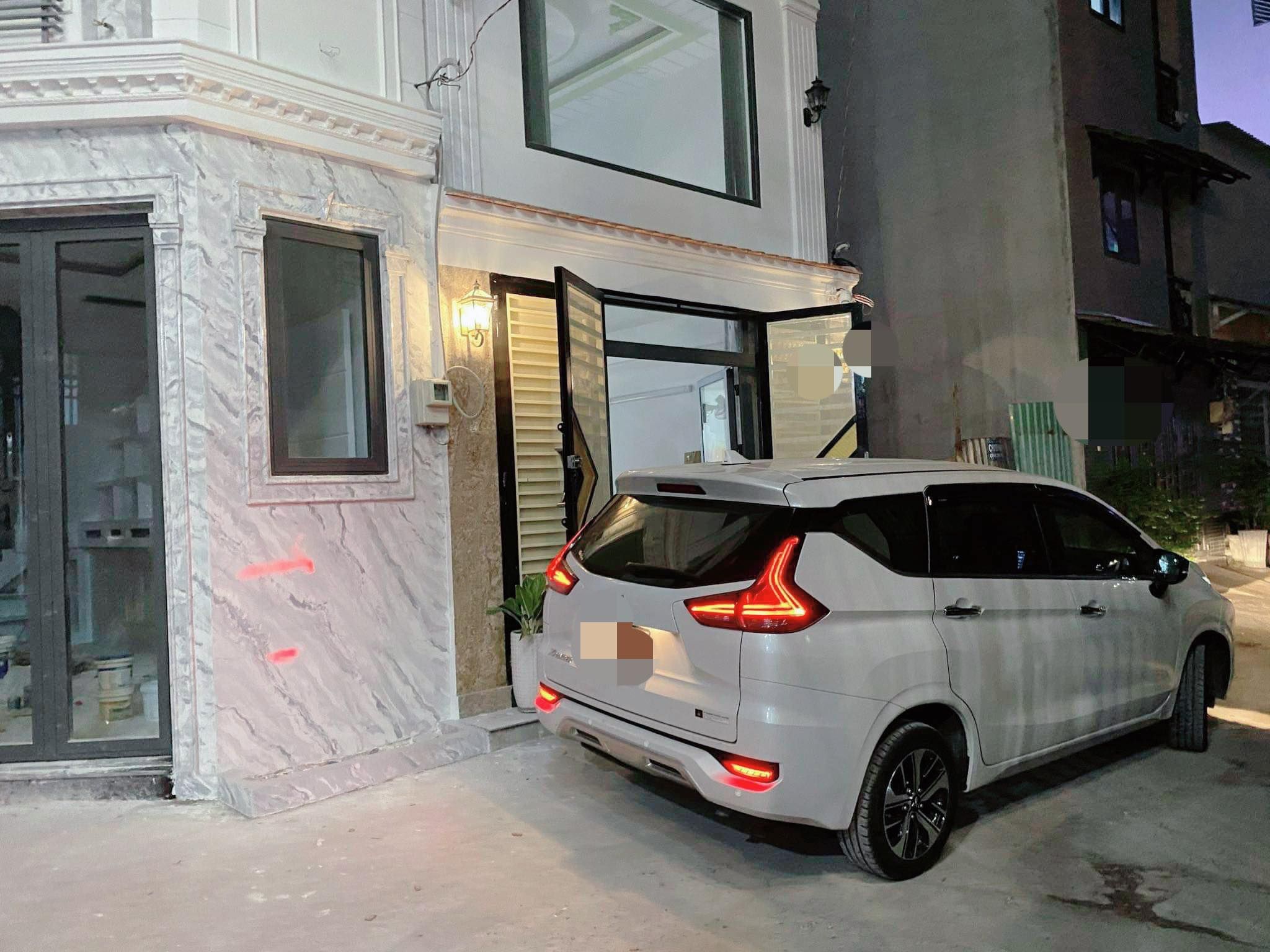 Nhà mới full nội thất 40m2-5tang hxh gần Thống Nhất giao Phạm Văn Chiêu - Giáp Q12 - 5 tỷ nhỉnh