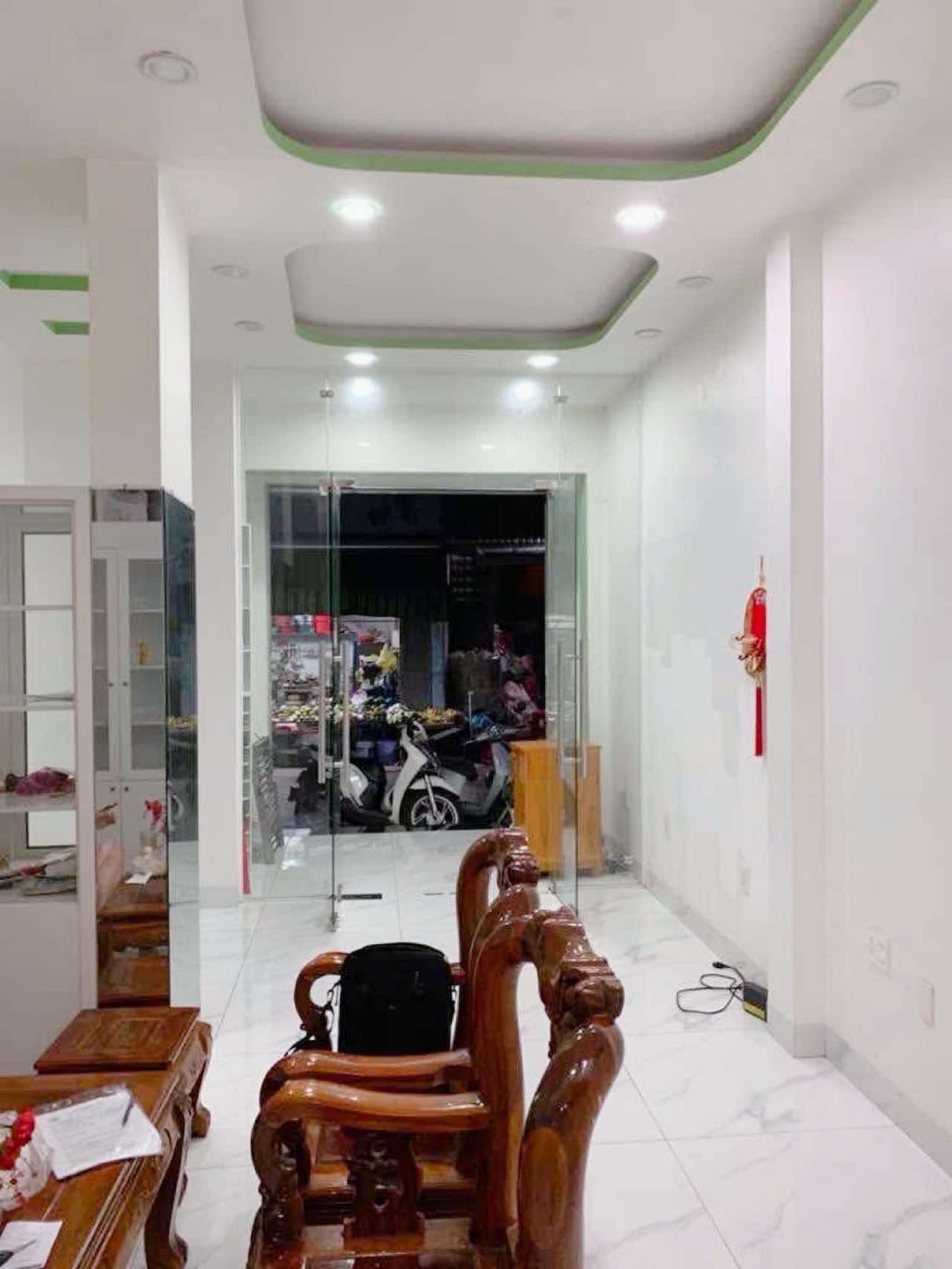 Bán nhà căn góc 62m2-4tang mt Hiệp Thành 45 Q12 ,liền kề nhà máy bia Tiger - 5 tỷ nhỉnh 0932030061