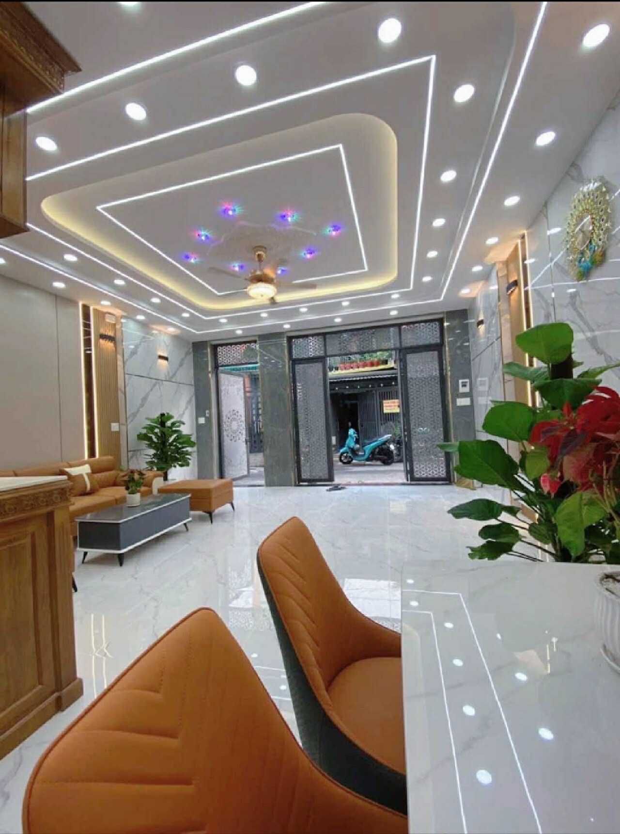 Bán nhà mt Hà Bổng Q12 , 55m2-2tang , liền kề Chợ Trung Chánh ,Kd đa ngành, 5 tỷ nhỉnh 0932030061