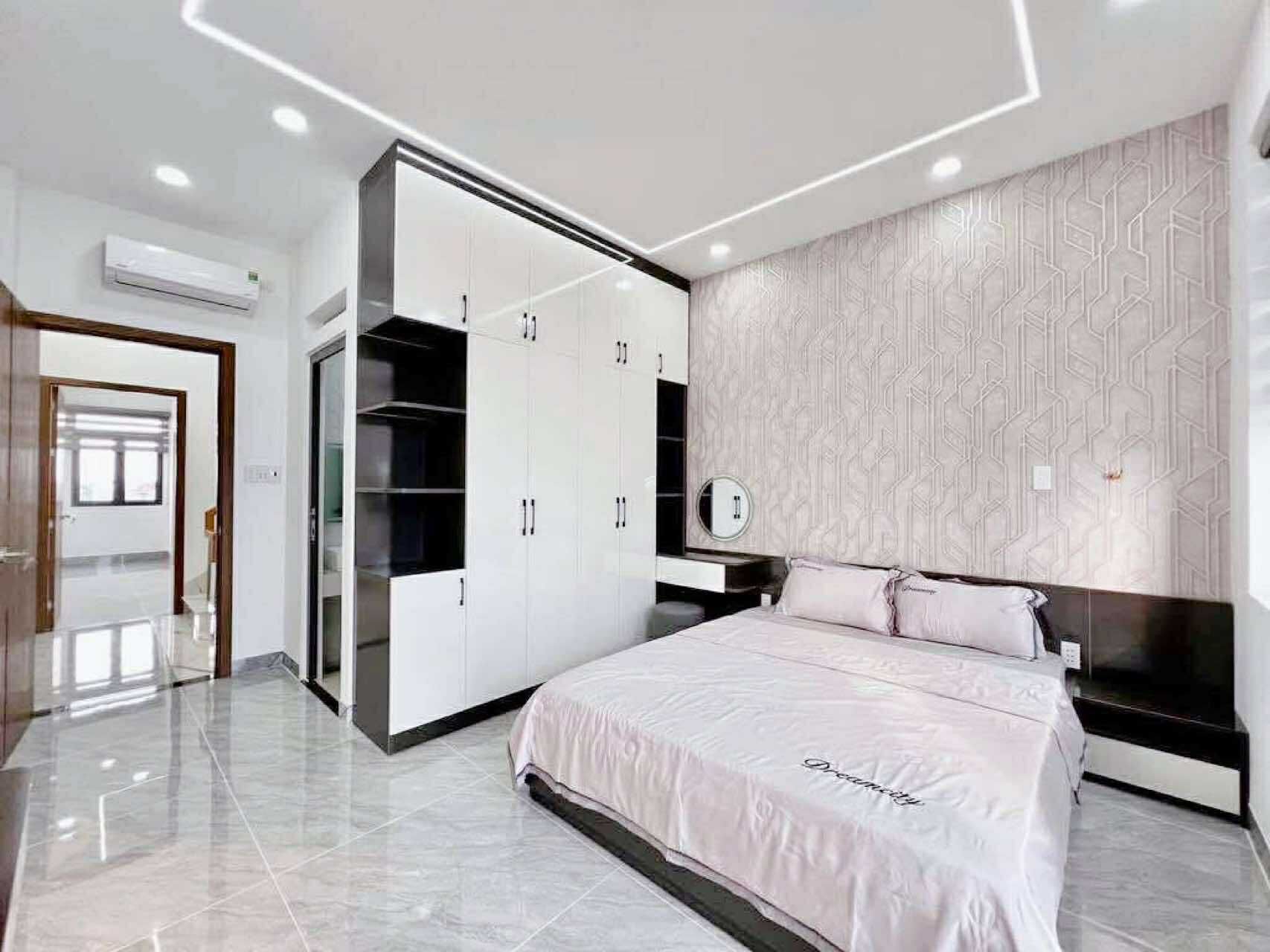 Nhà mới full nt 54m2-5tang Bùi Văn Ngữ Q12, đường 10m ,gần Ngã 3 Đông Quang, 7 tỷ nhỉnh 0932030061