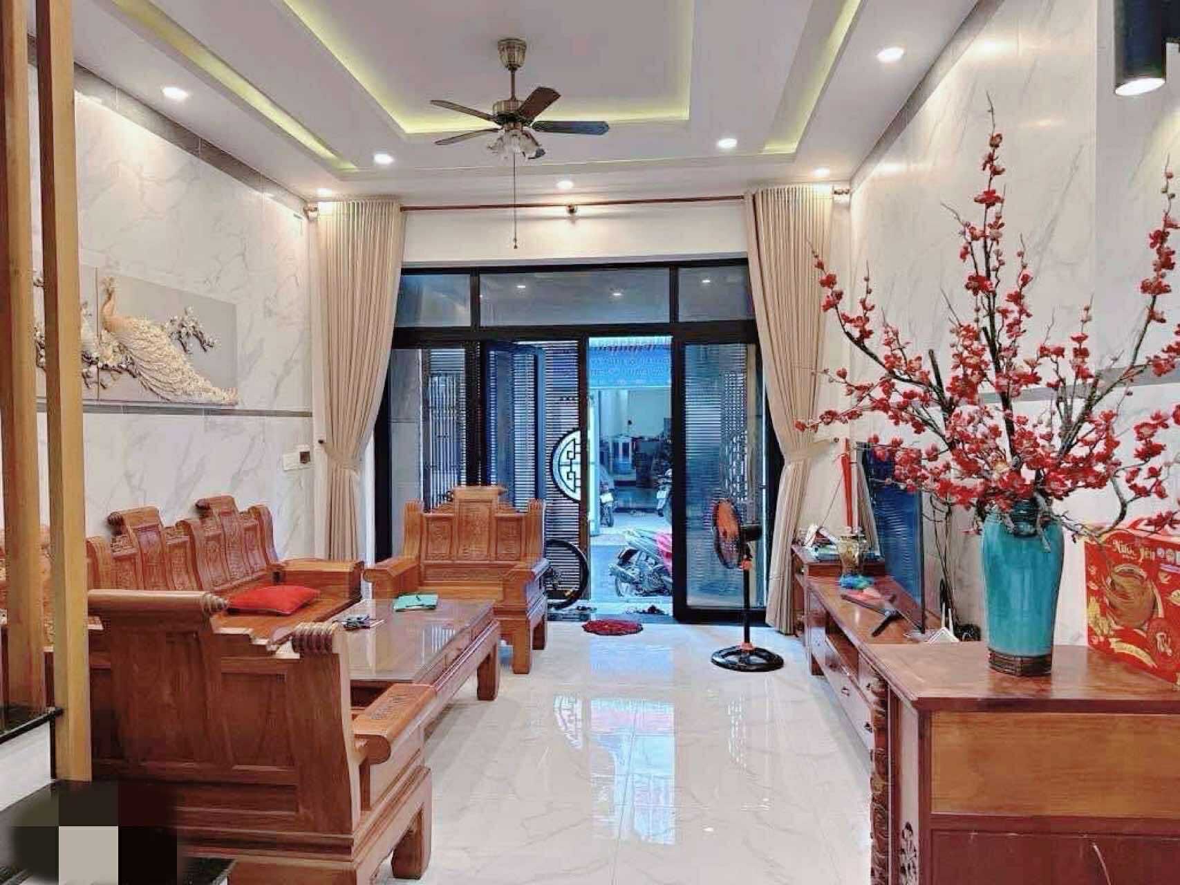 Bán nhà đường 6m thông 70m2-3tang Trần Thị Hè Q12 ,ngay sát Hiệp Thành City- 6 tỷ nhỉnh 0932030061