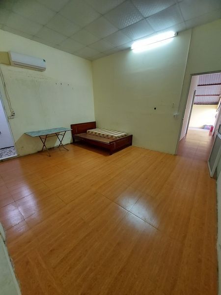 Hiện mình còn 01 phòng khép kín cho thuê. Giá 900k/ tháng số 14 Trần Hưng Đạo, B6, Bắc Lệnh