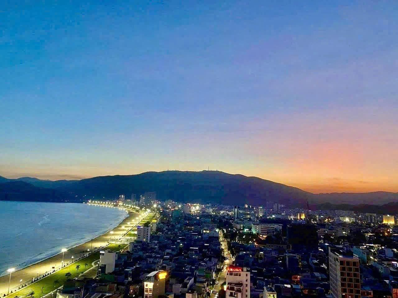 CHO THUÊ Căn hộ PULMAN TMS tầng cao hướng biển thành phố Quy Nhơn