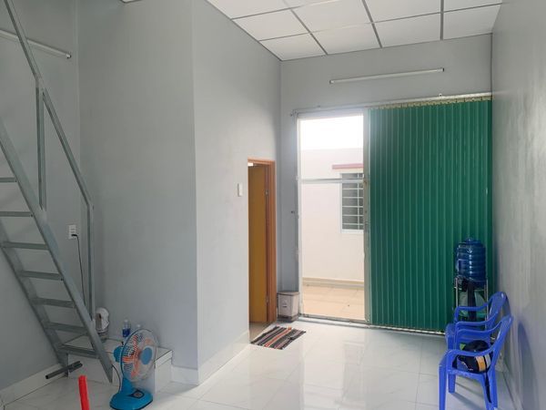 Phòng trọ mới xây cho Nữ, gần KCN Lợi Bình Nhơn, có gác 1tr/thang ngay ngã 4 mỹ phú
