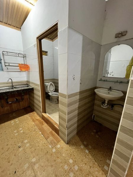 cho thuê căn hộ tầng trệt hẻm oto đường yết kiêu, phường 6, đà lạt lâm đồng