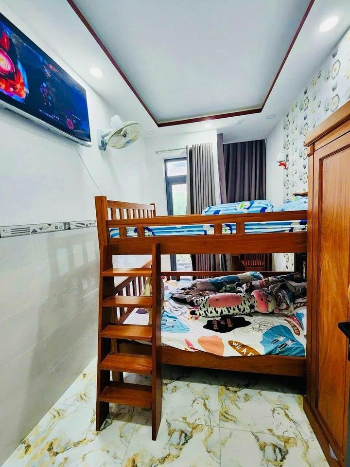Bán nhanh nhà 3 tầng hẻm Mai Xuân Thưởng - Vĩnh Hải Tp Nha Trang