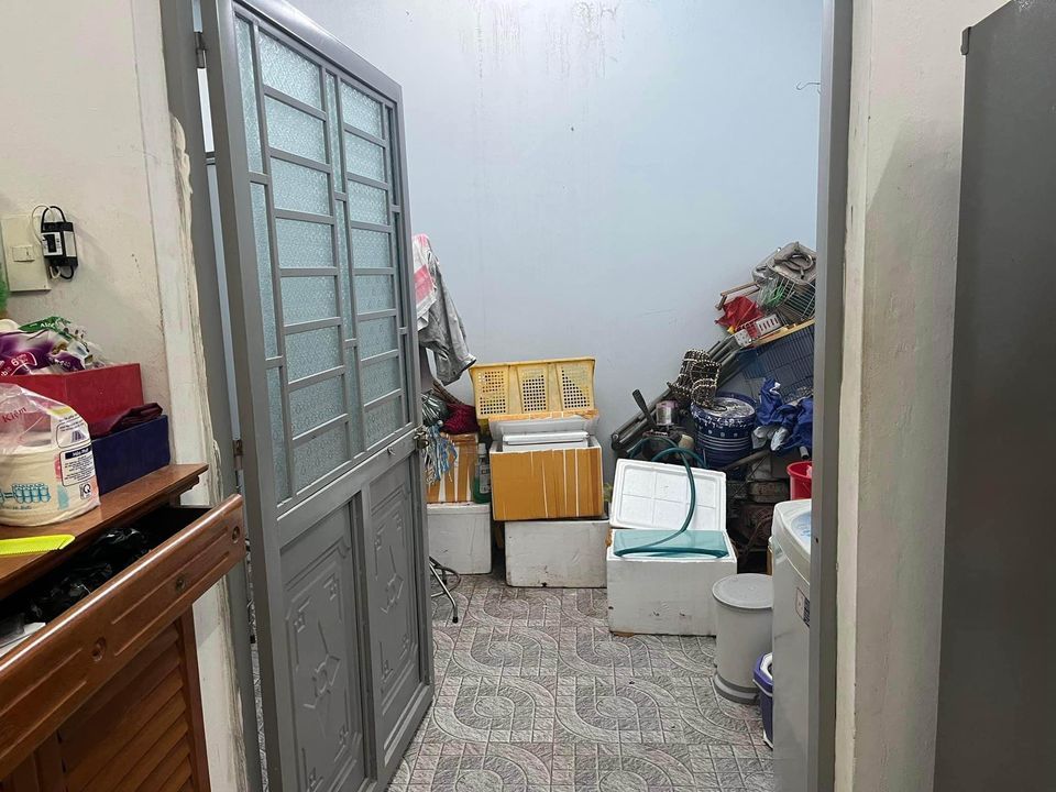-Chuyển nhượng căn nhà thu bồn gần ông ích khiêm, phường trường chinh