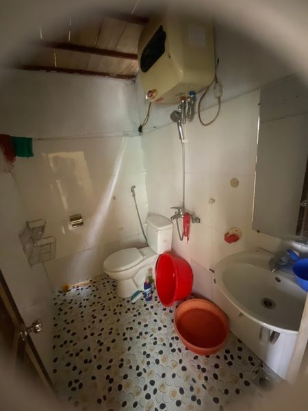 Cho thuê lâu dài nhà 1,5 tầng khu vực giải phóng, cư dân đông đúc, tấp nập, gần chợ, gần trường, bv