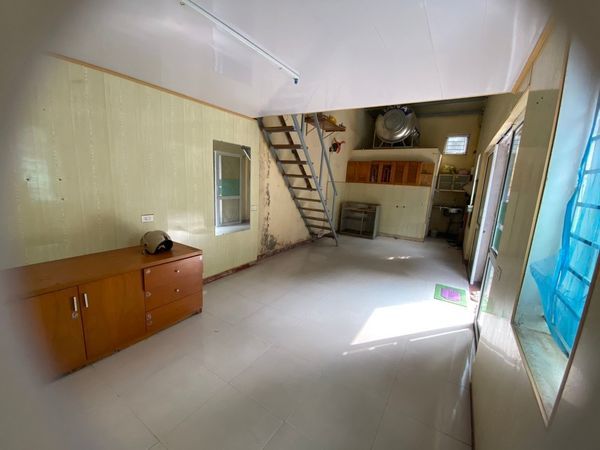 Cho thuê lâu dài nhà 1,5 tầng khu vực giải phóng, cư dân đông đúc, tấp nập, gần chợ, gần trường, bv