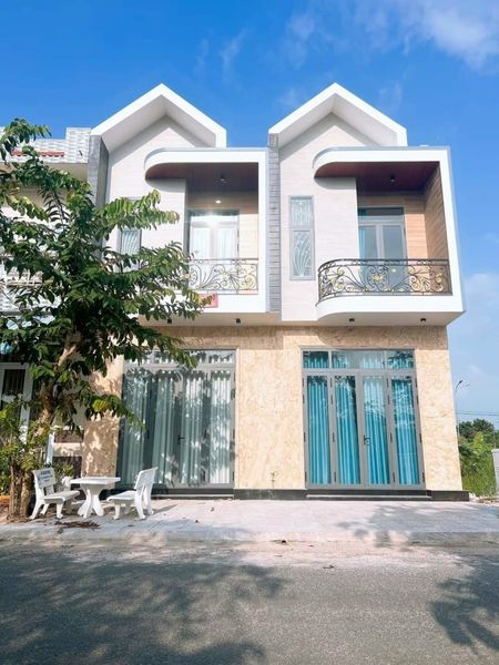 Bán Nhà mới 100% Đường Thi Sách, KDC P3, TP Vị Thanh, Hậu Giang.