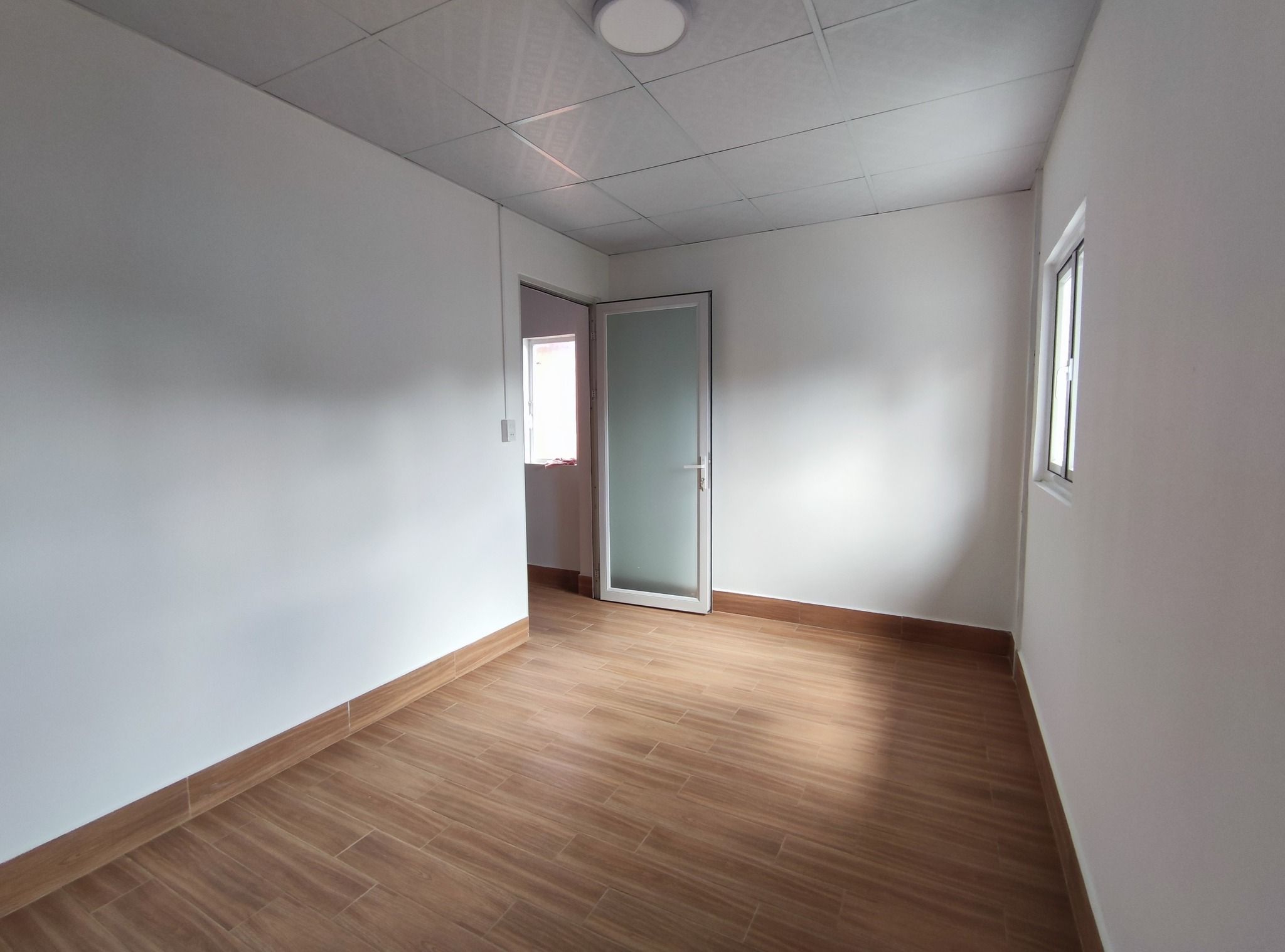 Chính chủ bán nhà mới - 4 phòng ngủ 64m2 - đường An Dương Vương - 4 tỷ 2 - trung tâm Đà Lạt