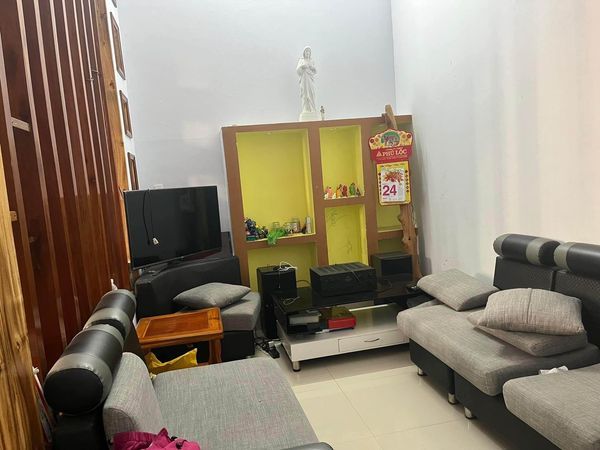 -Chuyển nhượng căn nhà thu bồn gần ông ích khiêm, phường trường chinh