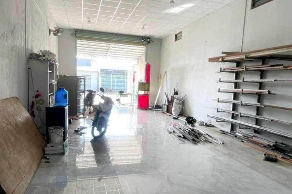 Chính Chủ Gửi Bán căn nhà Mặt tiền kinh doanh Mặt Tiền nhựa 8m.Gần Ngã 4 Tân Lập