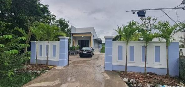nhà trọ hẻm 108, đường Lê Hồng Phong nối dài, ngang trường CĐSP và Cao Đẳng cộng đồng Sóc Trăng