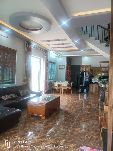 Gia chủ chuyển về HN cần bán Nhà 3 tầng tổng DT 3 sàn 325m thuộc tổ 17 p Chiềng Sinh Sơn La