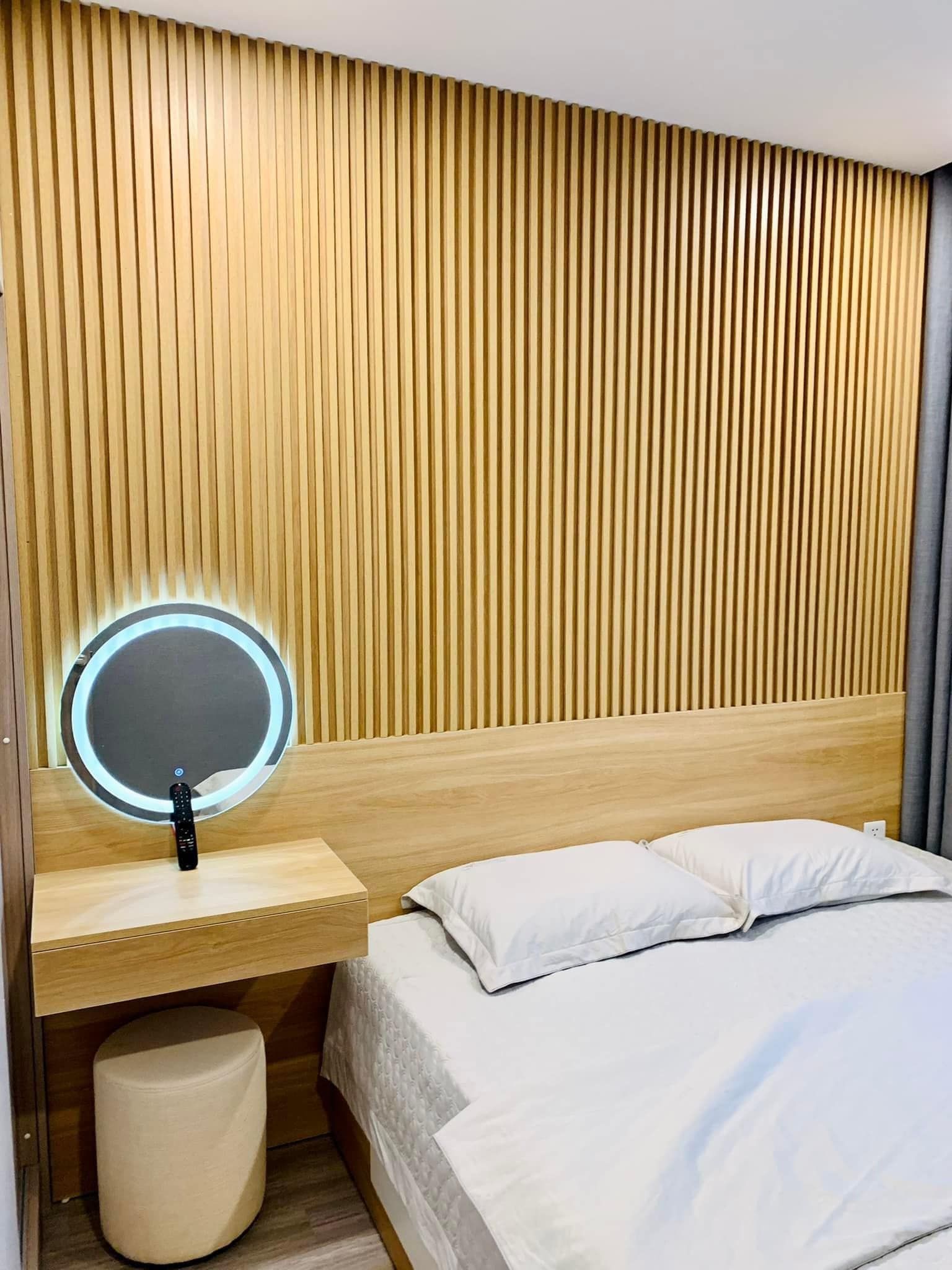 Cho thuê căn hộ 1 phòng ngủ 46 m2- full nội thất chỉ cần xách vali vào ở luôn Vinhomes New Center