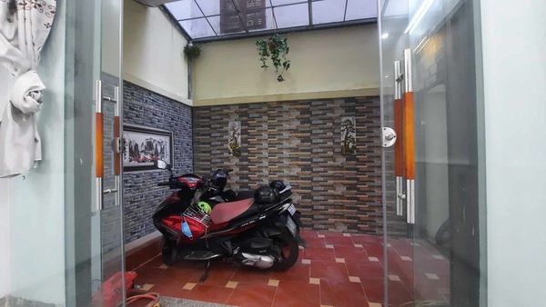 Nhà 3 Tầng Ngõ Gốc Mít Hùng Vương Nam Định vị trí đẹp ngay Hồ Vị Xuyên