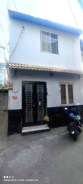 Nhà Thuê Góc 2 Mặt Tiền HẺM Âu Cơ . P_Phú Trung. Q. Tân Phú Hồ Chí Minh