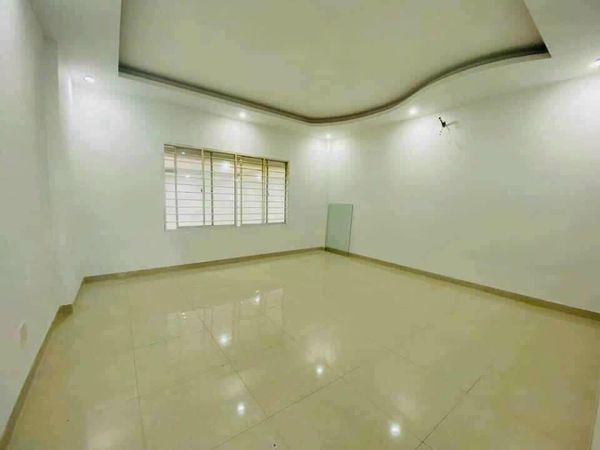 Cho thuê nhà Trệt Lầu Phú Lợi, gần vòng xoay HT3 , Thủ Dầu Một Bình Dương
